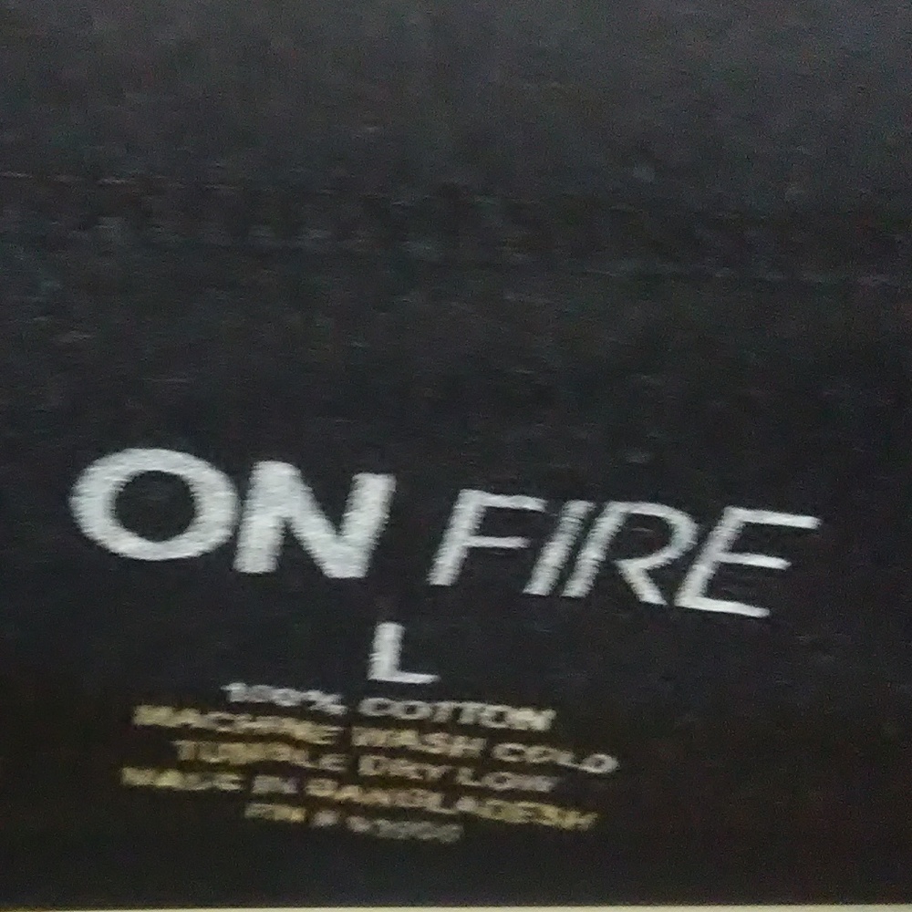 On Fire tee - Picture 4 of 4